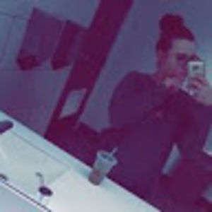 Meet your Posher, Alison